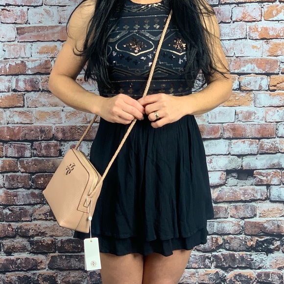 NWT Tory Burch Taylor camera bag - Picture 3 of 8